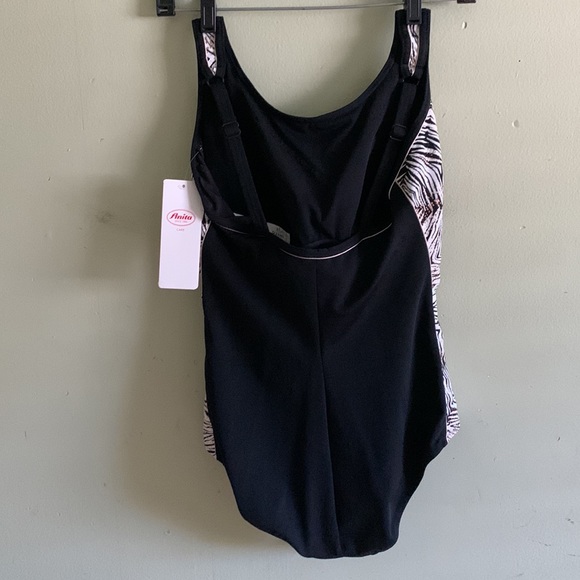 ANITA SWIMWEAR / BRAND NEW / MASTECTOMY / HIGH NECK / - Picture 2 of 2